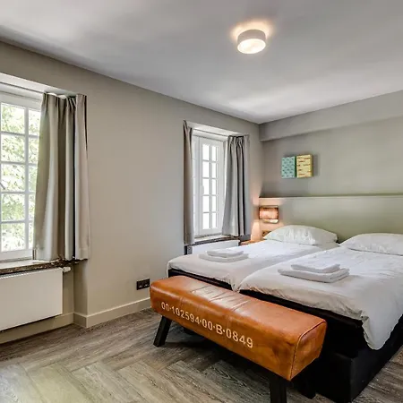 Domaine Des Officiers Bed & Breakfast *