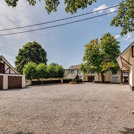 Domaine Des Officiers B&B 비엘살름