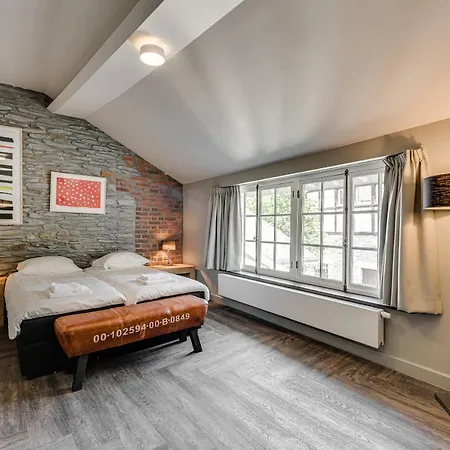 Domaine Des Officiers Bed & Breakfast *